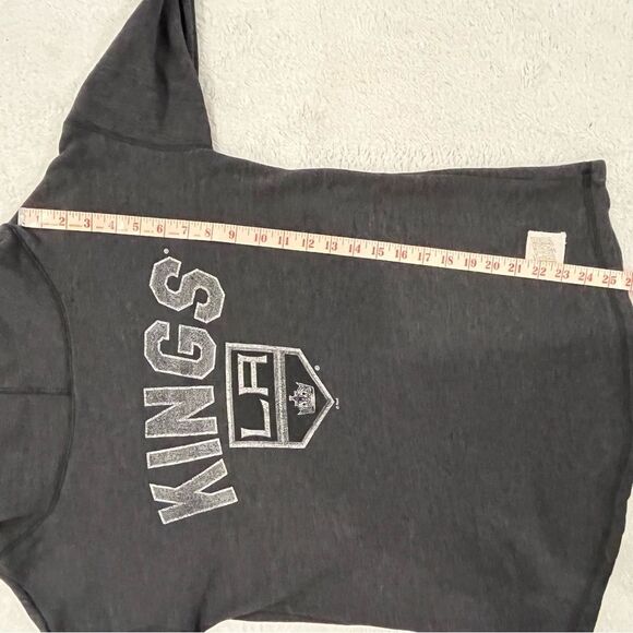 Women’s NHL Los Angeles Kings Funnel Neck Pullover Sweatshirt Size Medium - Picture 9 of 9